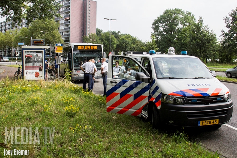 Buschauffeur mishandeld en beroofd in bus Koninginnelaan