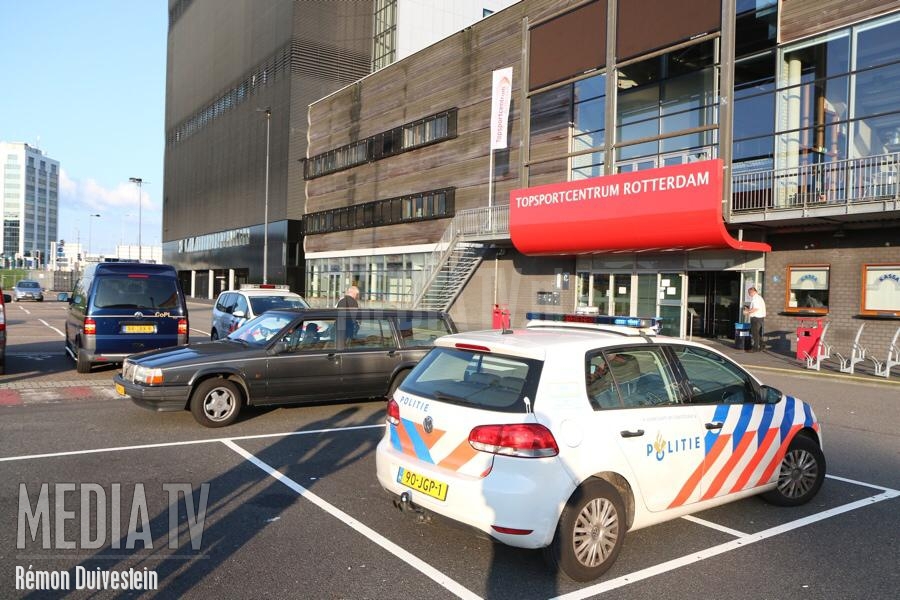 Topsportcentrum Rotterdam ontruimd tijdens wedstrijd IsraÃ«l tegen Polen