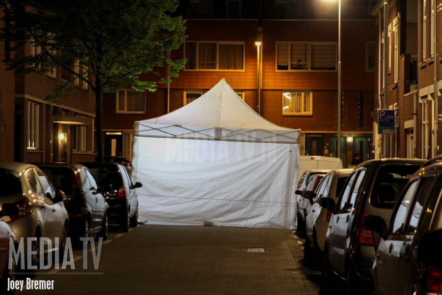 Politie zoekt getuigen na dodelijke steekpartij Corverstraat Rotterdam