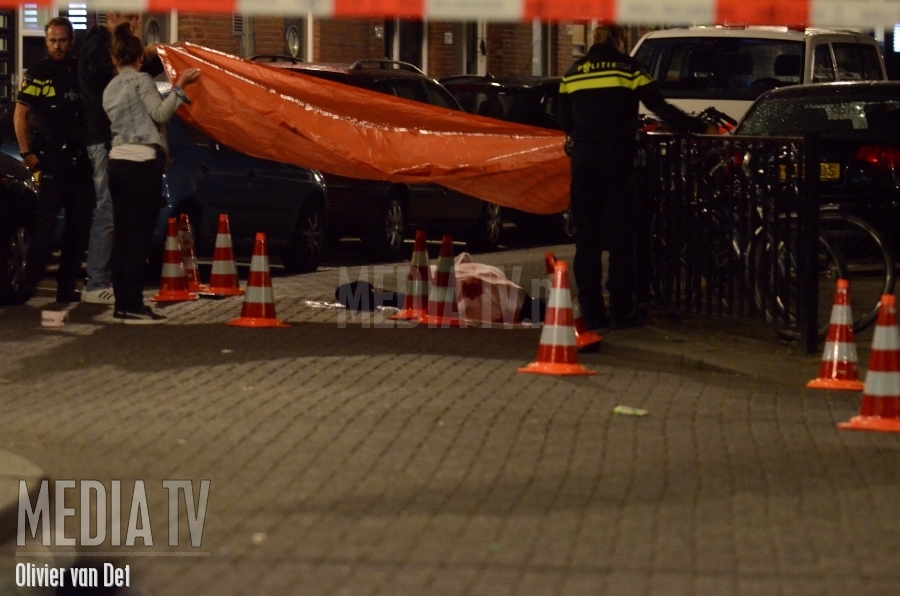 Dode bij schietpartij Buitenhofstraat Rotterdam (video)