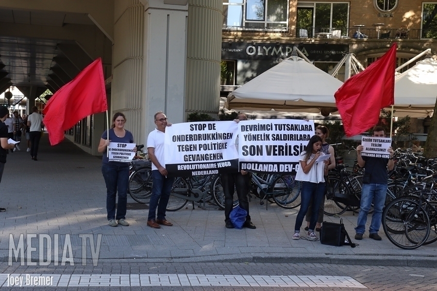 Korte demonstratie in Rotterdam tegen regime Erdogan