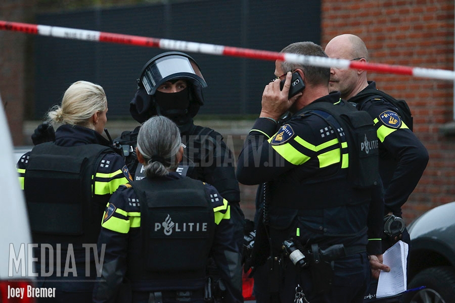 Man gewond bij overval Hondsdijkstraat Rotterdam (video)