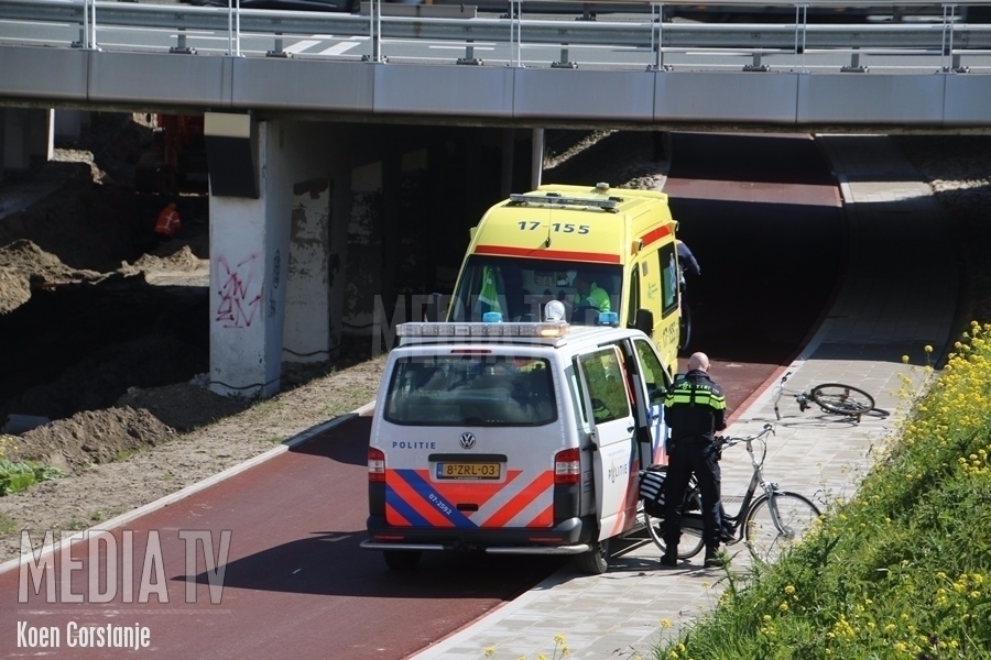 Fietsers gewond bij ongeval op de Vlaardingerdijk tussen Schiedam en Vlaardingen