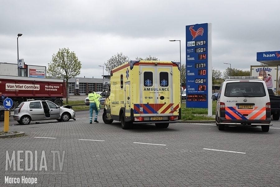 Aanrijding met gewonde op Matlingeweg Rotterdam