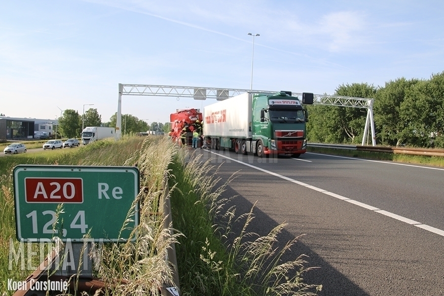 Ernstig ongeval met vrachtwagens A20 Maasland