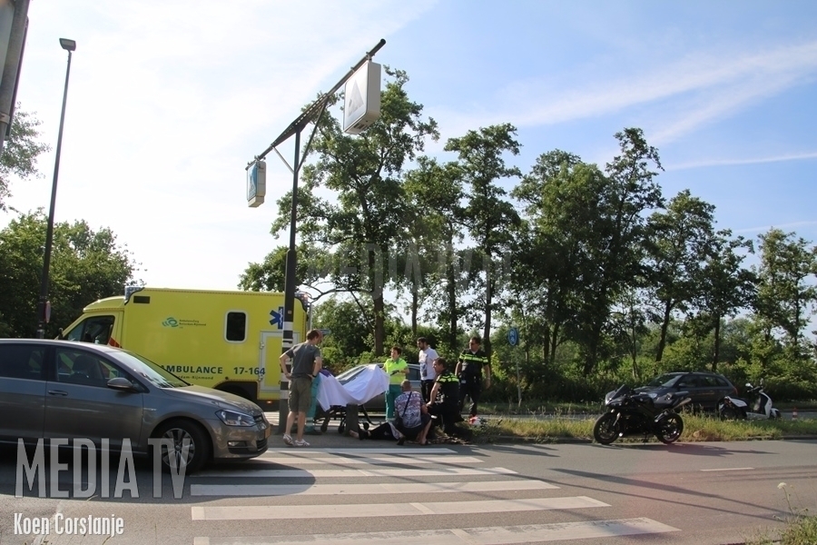 Fietser gewond na aanrijding met motor Marathonweg Vlaardingen