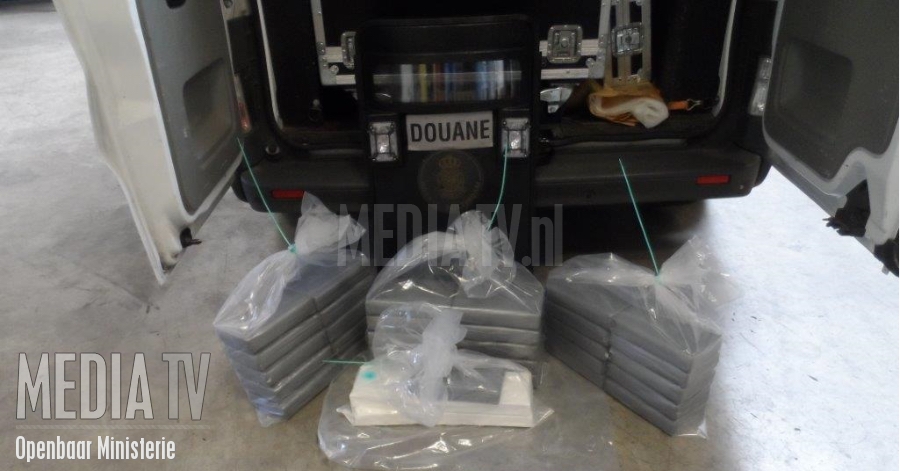 35 kilo cocaïne onderschept door Douane in Rotterdamse haven