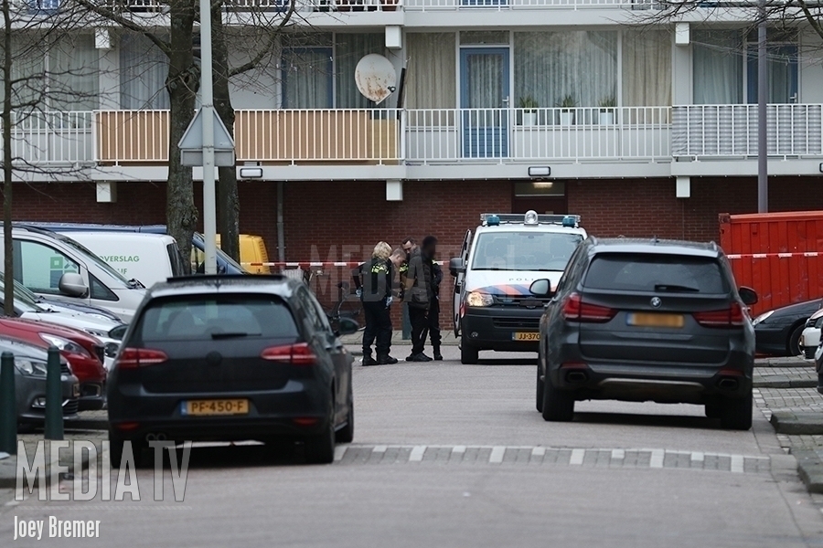 Ernstig gewonde bij schietpartij Herman Bavinckstraat Rotterdam (video)