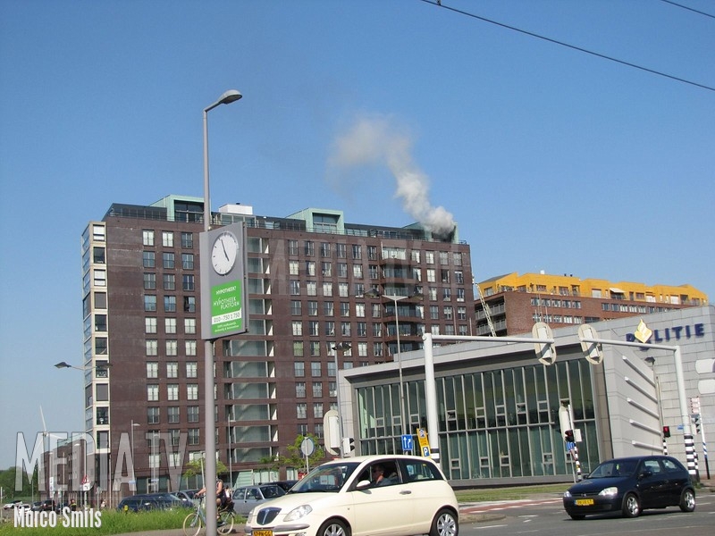 Uitslaande brand verwoest woning Cor Kieboomplein Rotterdam