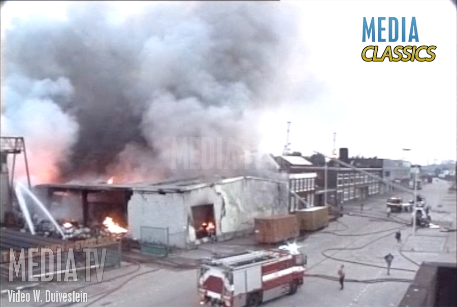 MediaTV Classics (1995): Grote brand bij Swartberg Rotterdam in opslagloods pinda's (video)