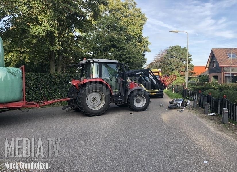 Scooterrijdster ernstig gewond na aanrijding met tractor Achterstrypseweg Rockanje