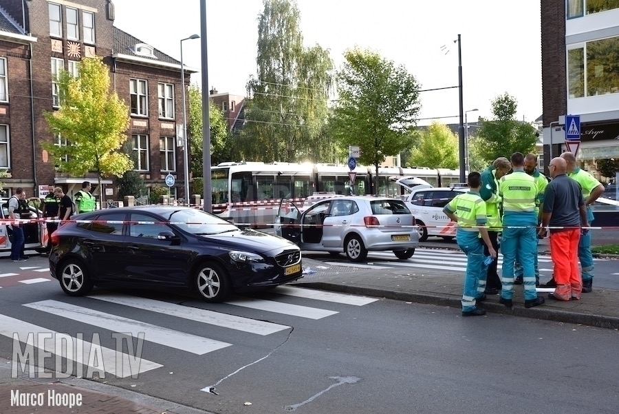 Man ernstig gewond bij schietpartij Oudedijk Willem Ruyslaan Rotterdam (video)