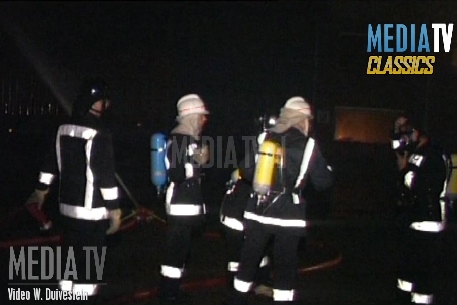 MediaTV Classics(1997): Grote brand in bedrijfspand Elementenweg Spijkenisse (video)