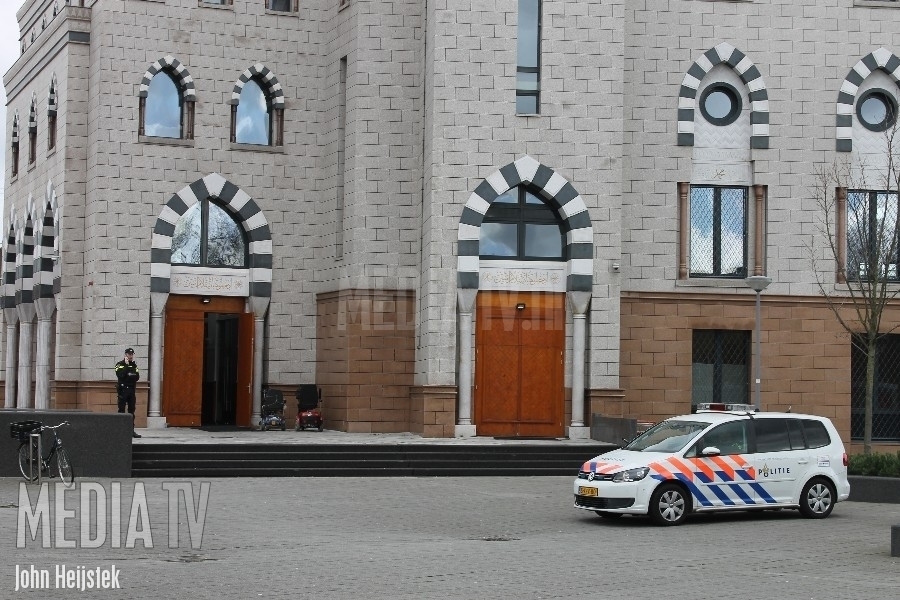 Verscherpt toezicht bij moskeeën en openbare stations in Rotterdam na schietpartij Utrecht