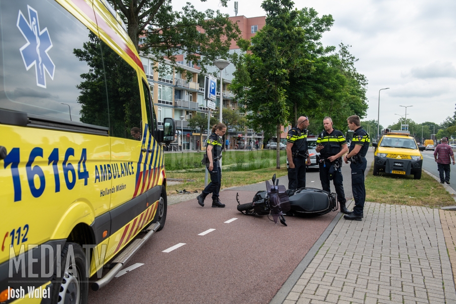 Scooterrijder aangehouden na ongeval in Alphen a/d Rijn