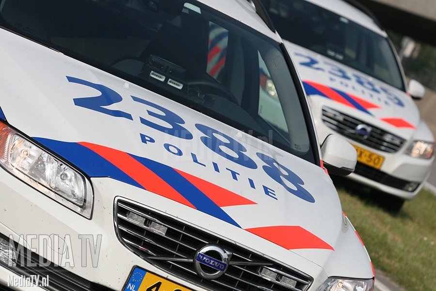 Auto crasht bij achtervolging na inbraak in Vlaardingen