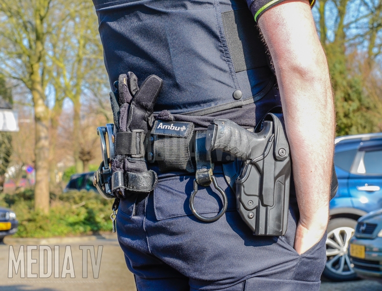 Vijf aanhoudingen na vondst vuurwapen Abcoudestraat Rotterdam